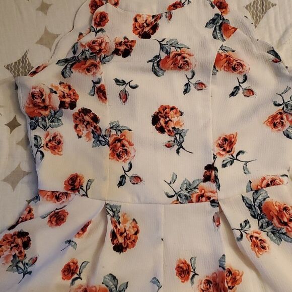 Trixxi romper - Picture 4 of 15